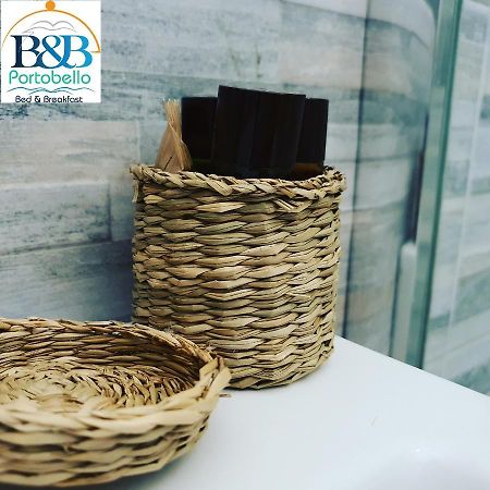 B&B Portobello ซาแลร์โน ภายนอก รูปภาพ