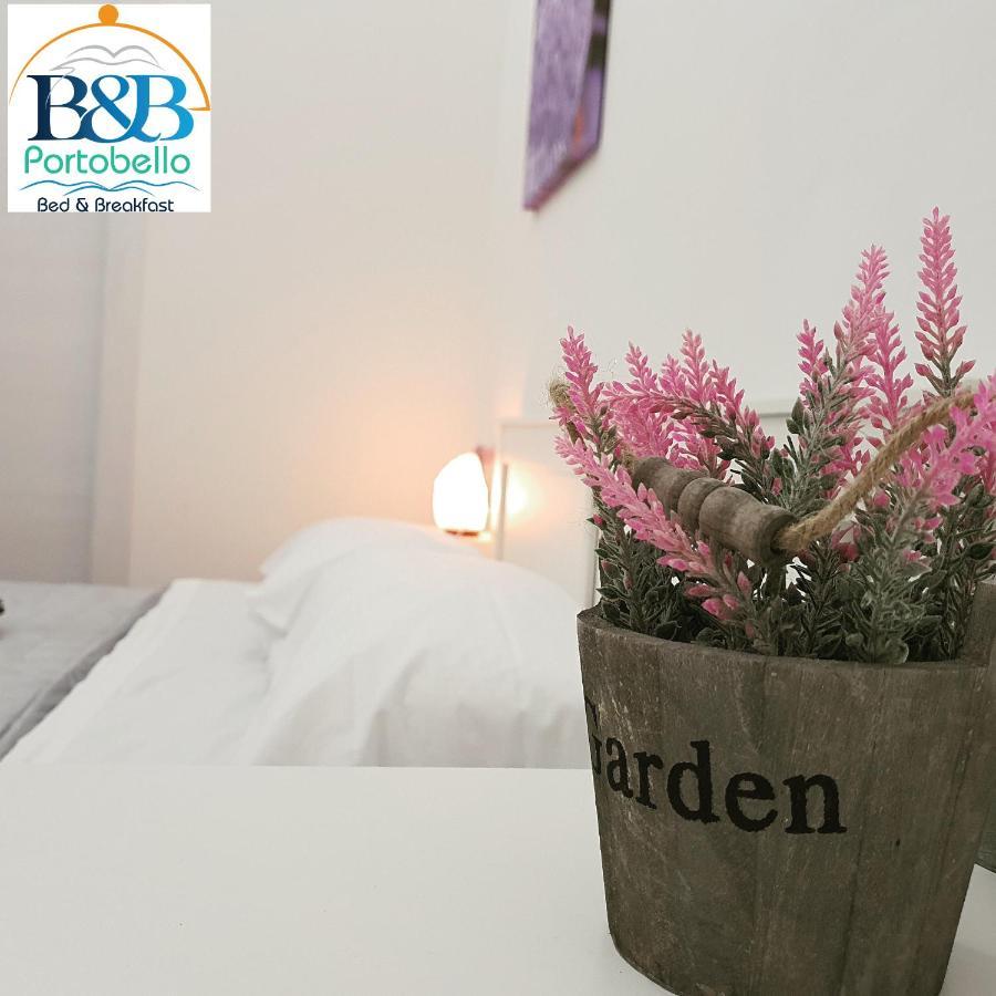 B&B Portobello ซาแลร์โน ภายนอก รูปภาพ